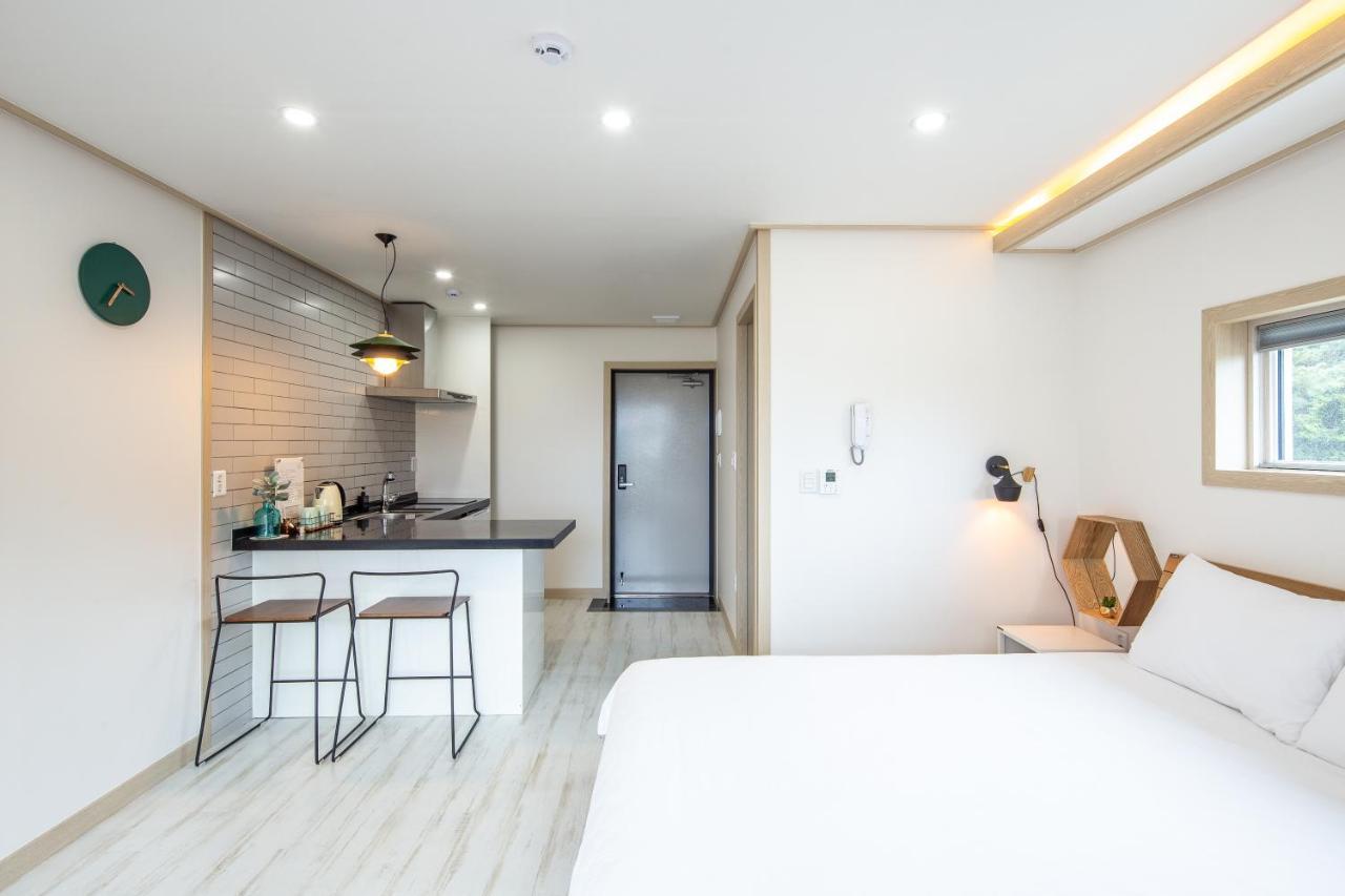 Jeju Abientot Villa Seogwipo Ngoại thất bức ảnh