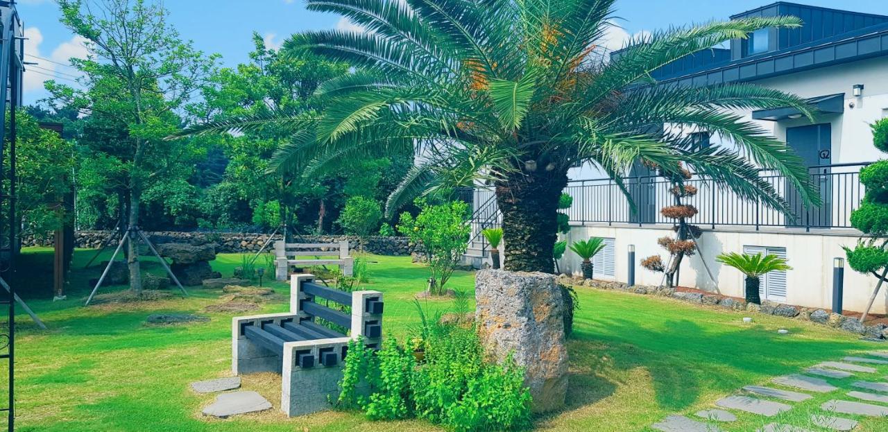 Jeju Abientot Villa Seogwipo Ngoại thất bức ảnh